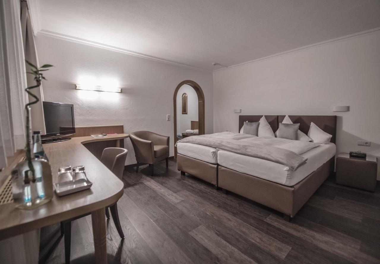 מאיירהופן Hotel Maria Theresia מראה חיצוני תמונה